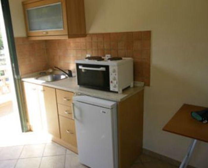 Elena Apartments Nikiti  Rum bild